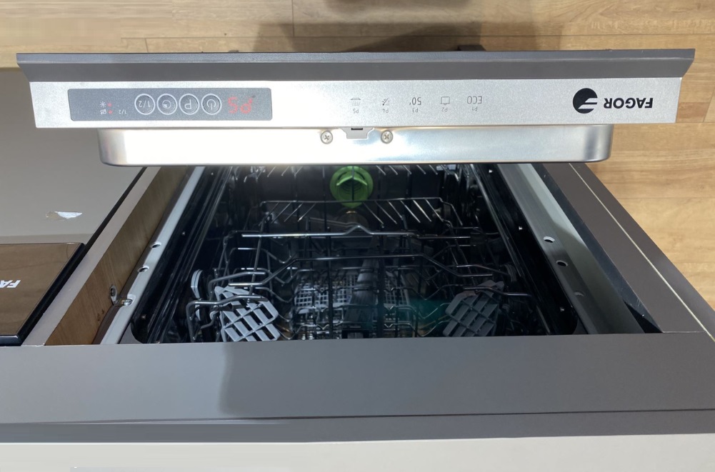 Máy rửa bát Fagor 3LVF-42IT